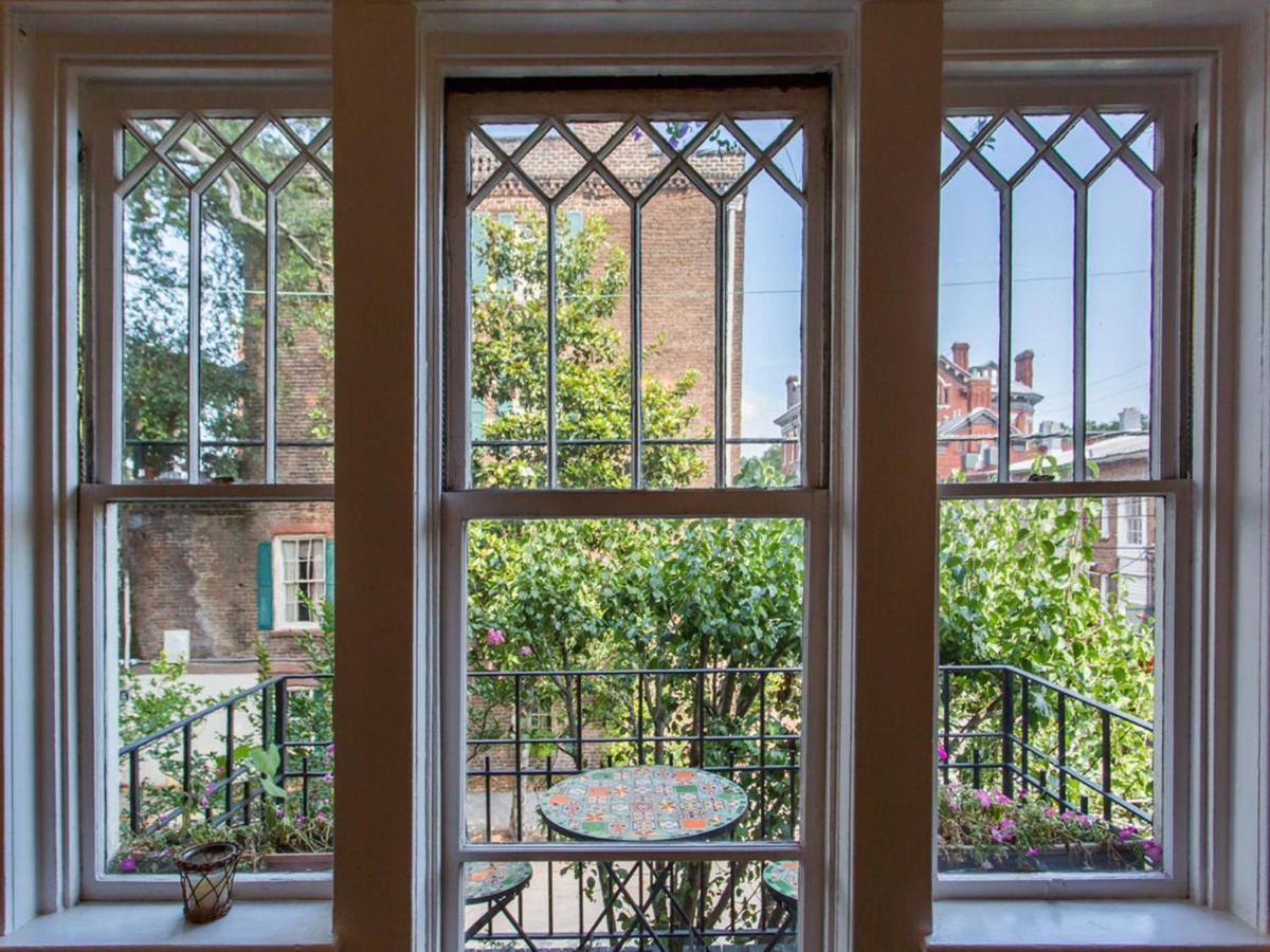 Linda'S On Lincoln Apartment Savannah Luaran gambar