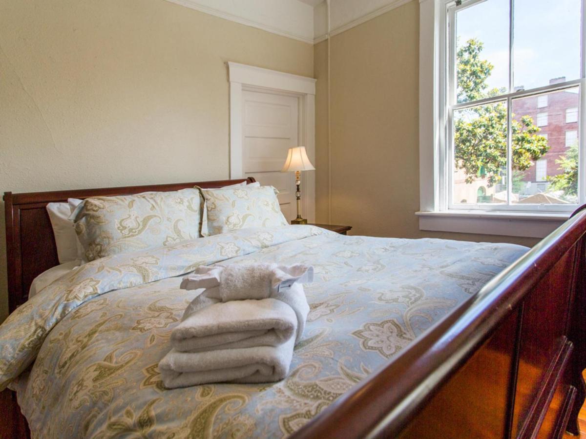 Linda'S On Lincoln Apartment Savannah Luaran gambar